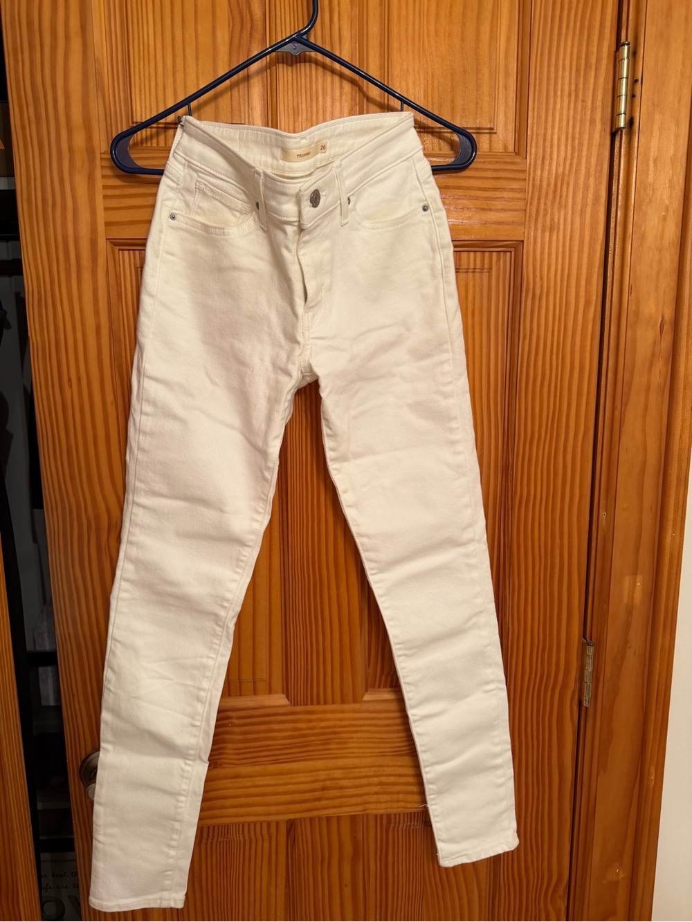 Levi's White High-Rise Skinny Jeans